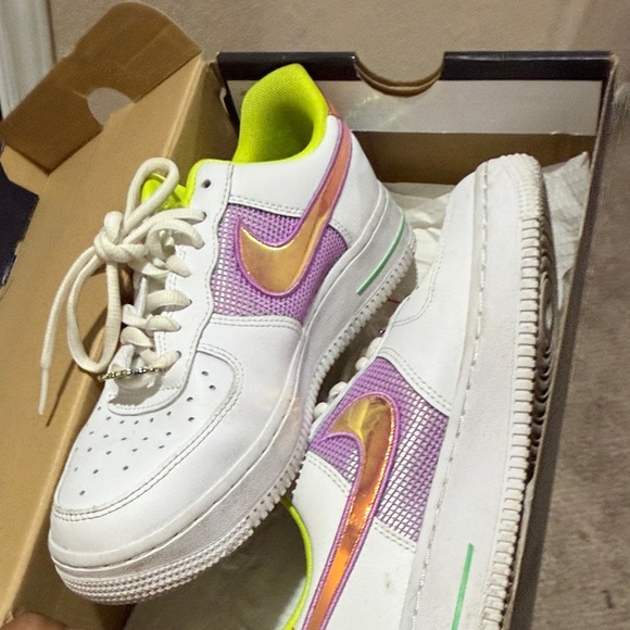 Nike Kids White Sneakers with Iridescent Pink Swoosh and Neon Lime Lining - Picture 3 of 5